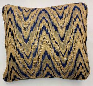Gold & Navy Waves Comfee Cushion